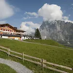Alpinhotel Bort Otel