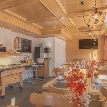 Hotel Alpinhotel Bort 3*