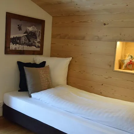 Hotel Alpinhotel Bort 3*
